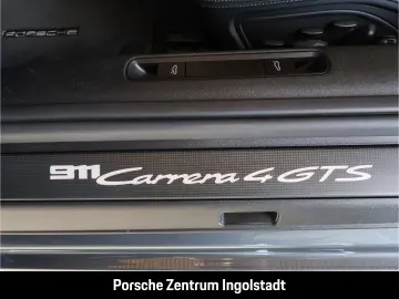 Porsche 992 Carrera 4 GTS Cabriolet Burmester LED-Matrix