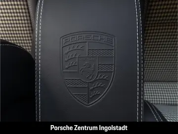 Porsche 992 911 GT3 Touring BOSE Special paint