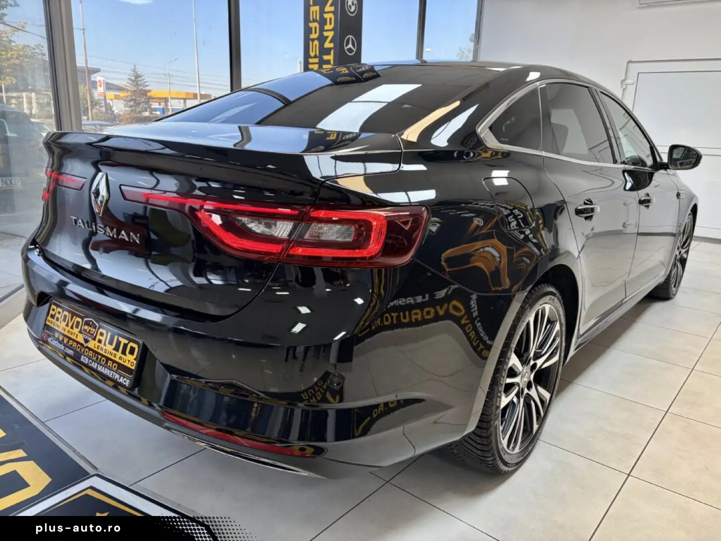 RENAULT TALISMAN INITIALE PARIS 2016-06