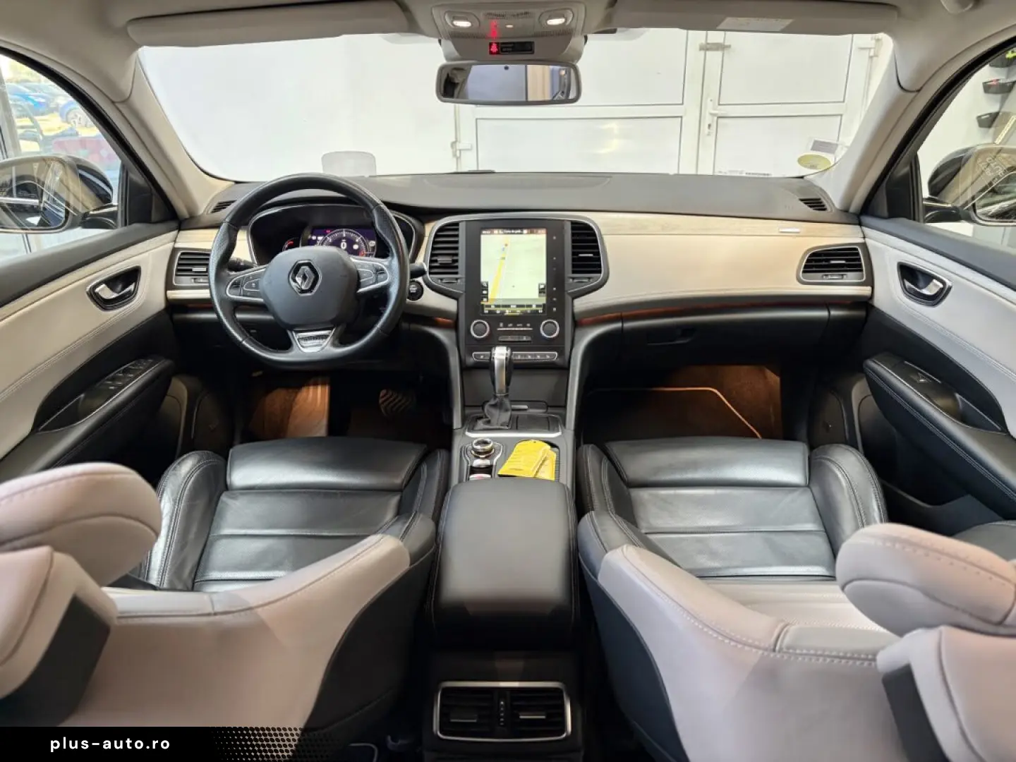 RENAULT TALISMAN INITIALE PARIS 2016-06