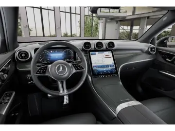 MERCEDES-BENZ GLC 300 e 4M Coupé Avand Kam AHK Head LED Airm
