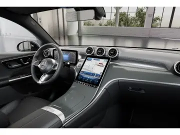 MERCEDES-BENZ GLC 300 e 4M Coupé Avand Kam AHK Head LED Airm