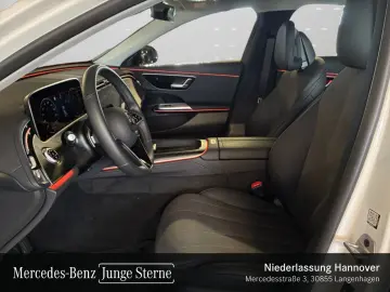 MERCEDES-BENZ E 300 e 4M Avantgarde Advanced LED DIS…
