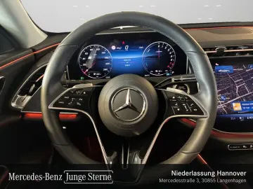 MERCEDES-BENZ E 300 e 4M Avantgarde Advanced LED DIS…