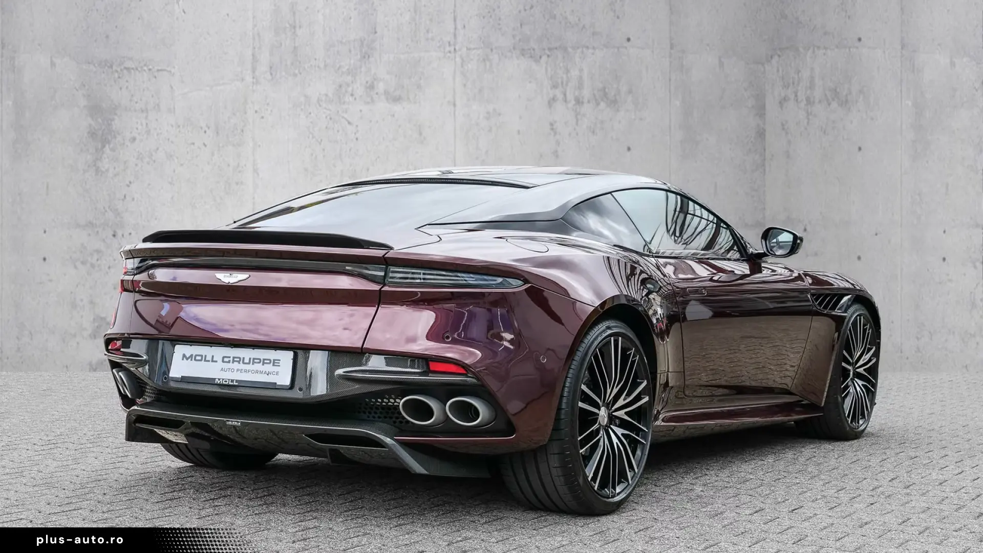 Aston Martin DBS Devine Red  Full Carbon