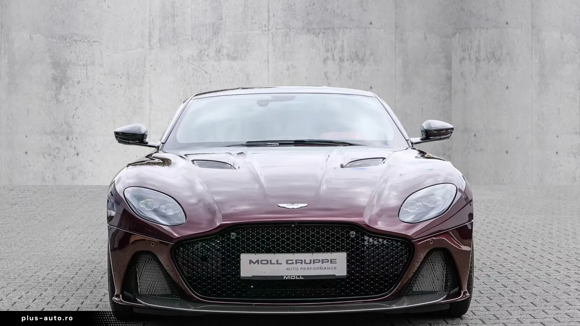 Aston Martin DBS Devine Red  Full Carbon