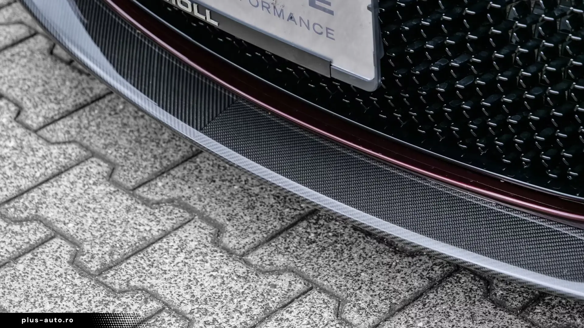 Aston Martin DBS Devine Red  Full Carbon