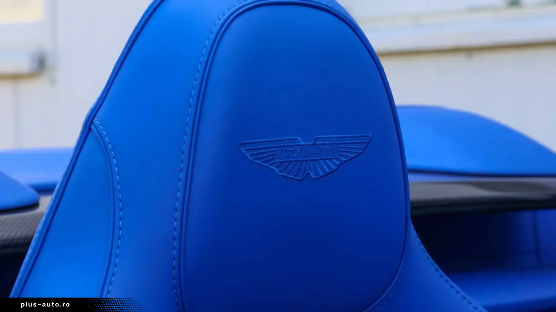 Aston Martin Vanquish Volante