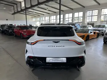 Aston Martin DBX 707 ´23 STHZG Inspire Sport Duotone