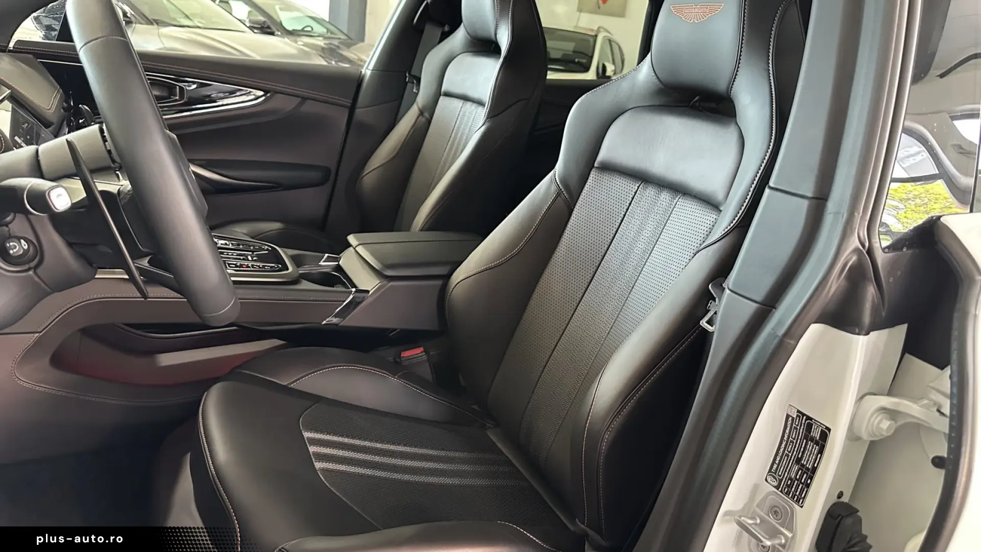 Aston Martin DBX 707 ´23 STHZG Inspire Sport Duotone