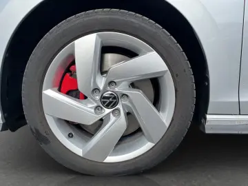 Volkswagen Golf GTE 1.4 eHybrid LED AHK EPH Digital
