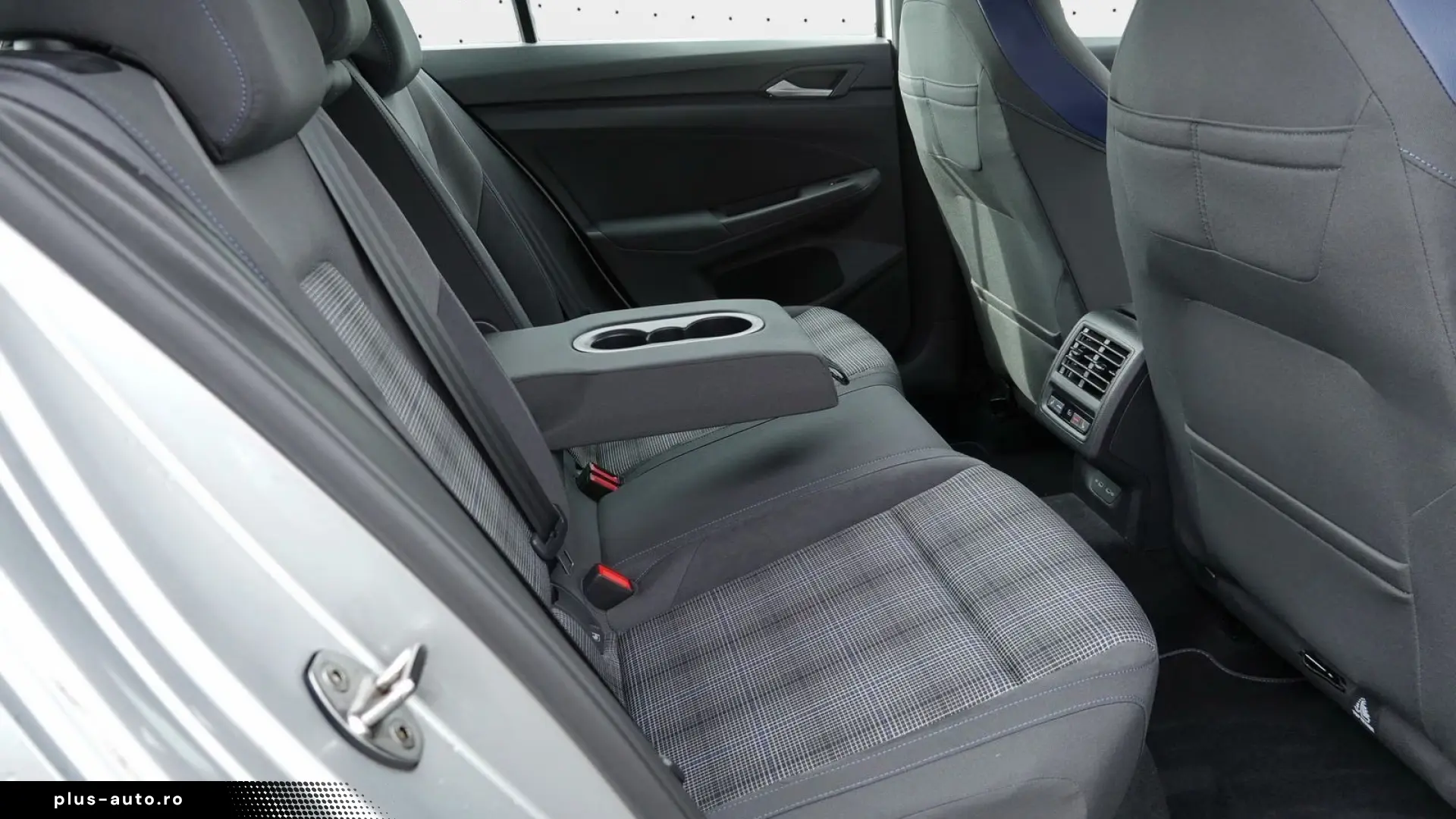 Volkswagen Golf GTE 1.4 eHybrid LED AHK EPH Digital