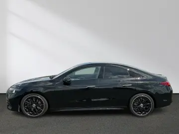 Mercedes-Benz CLA 200 AMG Night Superscreen Panorama