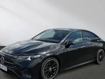 Mercedes-Benz CLA 200 AMG Night Superscreen Panorama