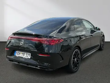 Mercedes-Benz CLA 200 AMG Night Superscreen Panorama