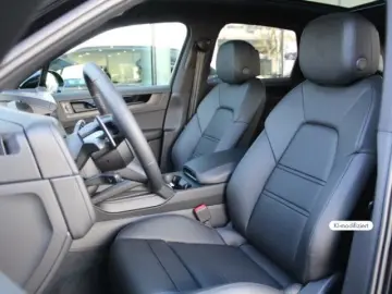 Porsche Cayenne Black Edition