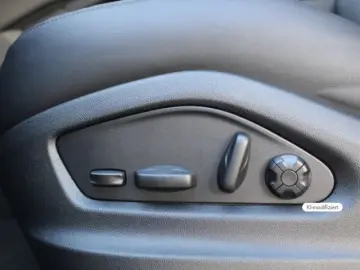 Porsche Cayenne Black Edition