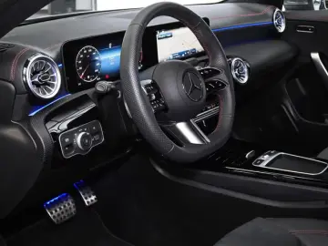 Mercedes-Benz CLA 200d AMG COUPE
