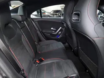 Mercedes-Benz CLA 200d AMG COUPE
