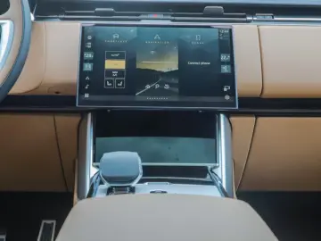 Land Rover Range Rover P550e HSE Pano Massage 22inch