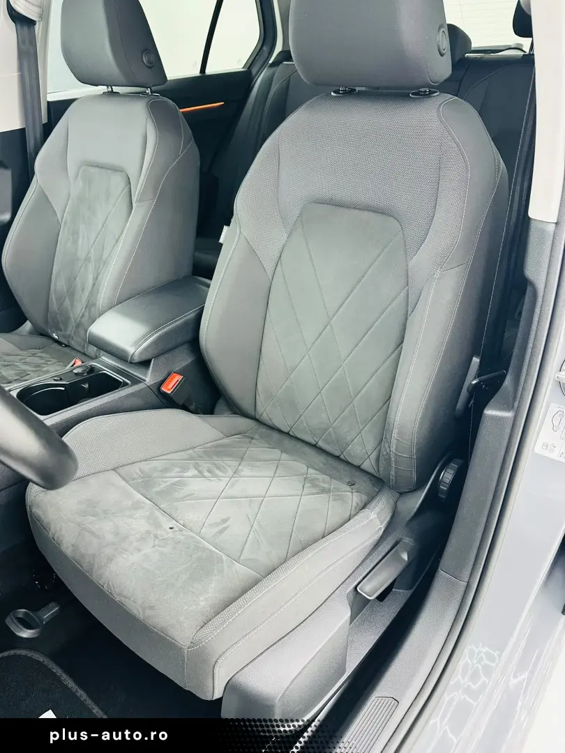 VOLKSWAGEN GOLF 2023 2.0D E6 Garantie 12 Luni Rate Avans 0 D