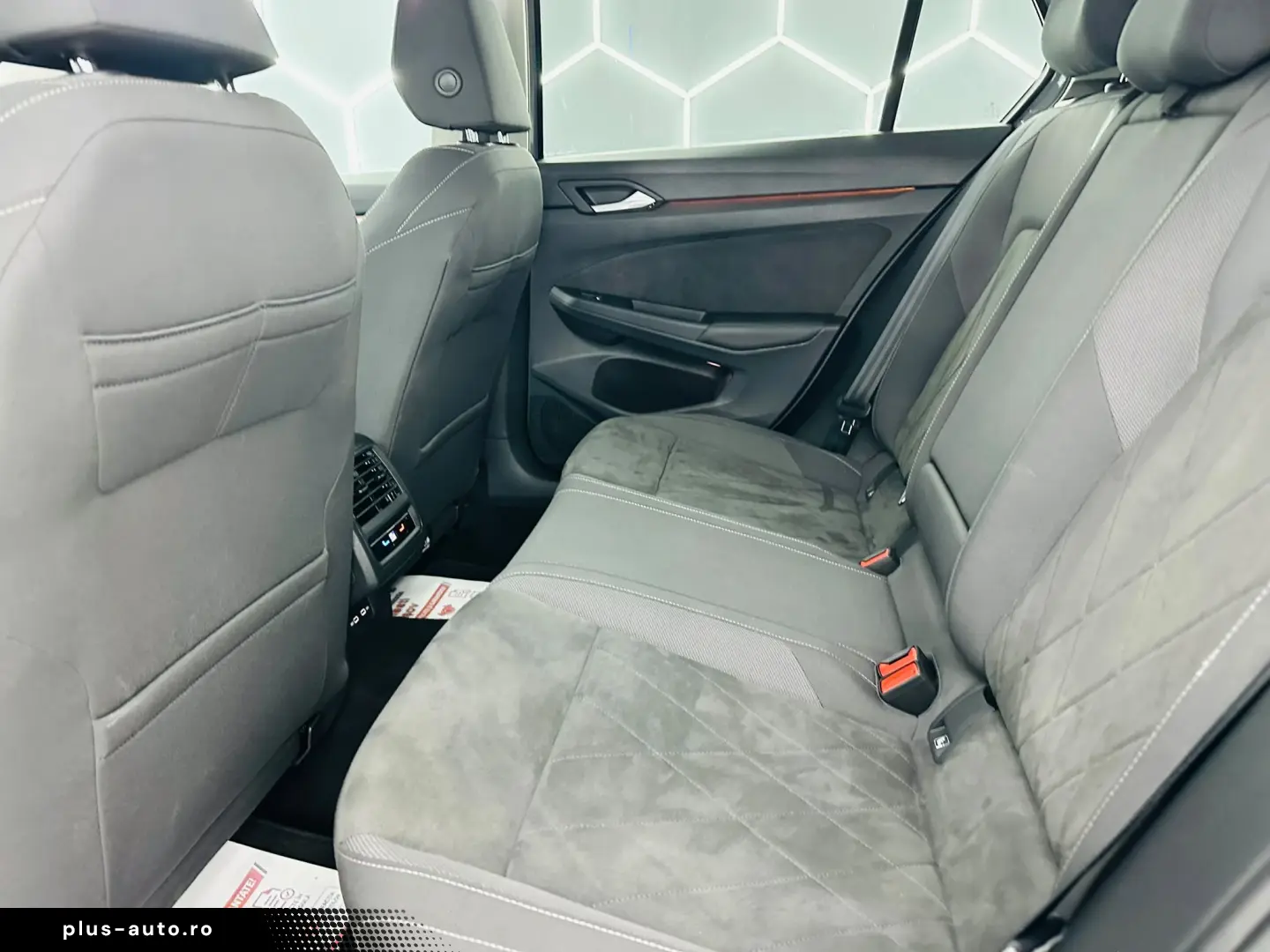 VOLKSWAGEN GOLF 2023 2.0D E6 Garantie 12 Luni Rate Avans 0 D