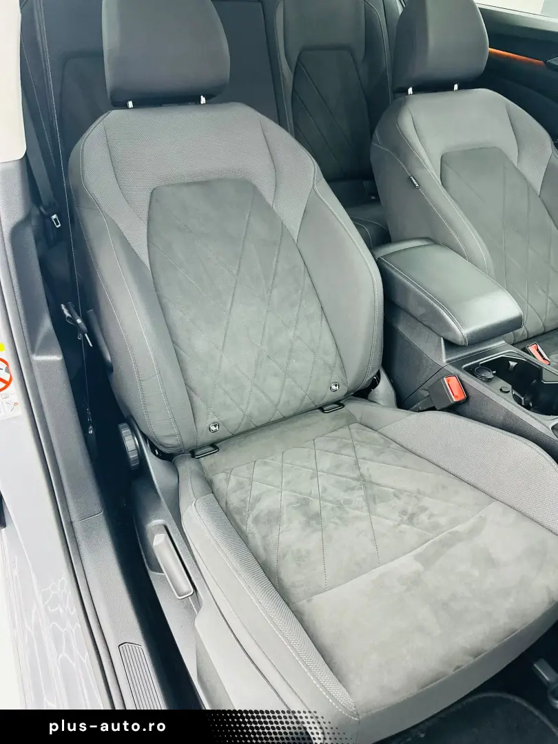 VOLKSWAGEN GOLF 2023 2.0D E6 Garantie 12 Luni Rate Avans 0 D