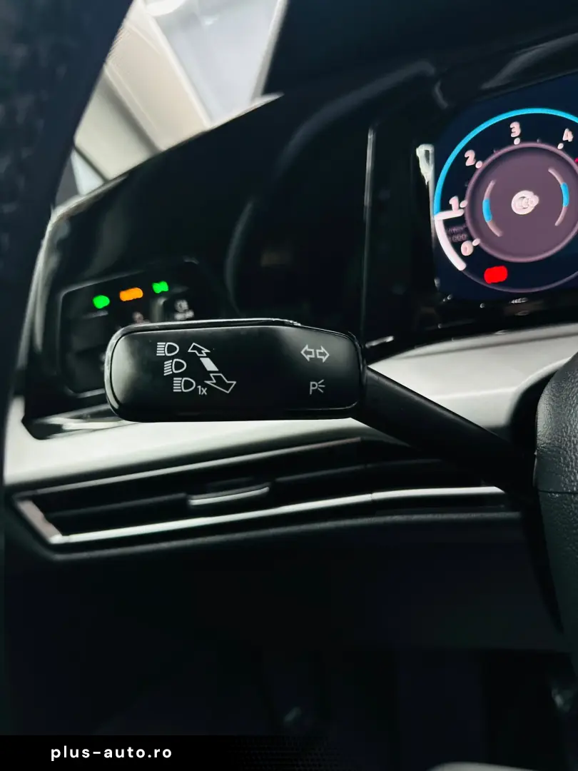 VOLKSWAGEN GOLF 2023 2.0D E6 Garantie 12 Luni Rate Avans 0 D