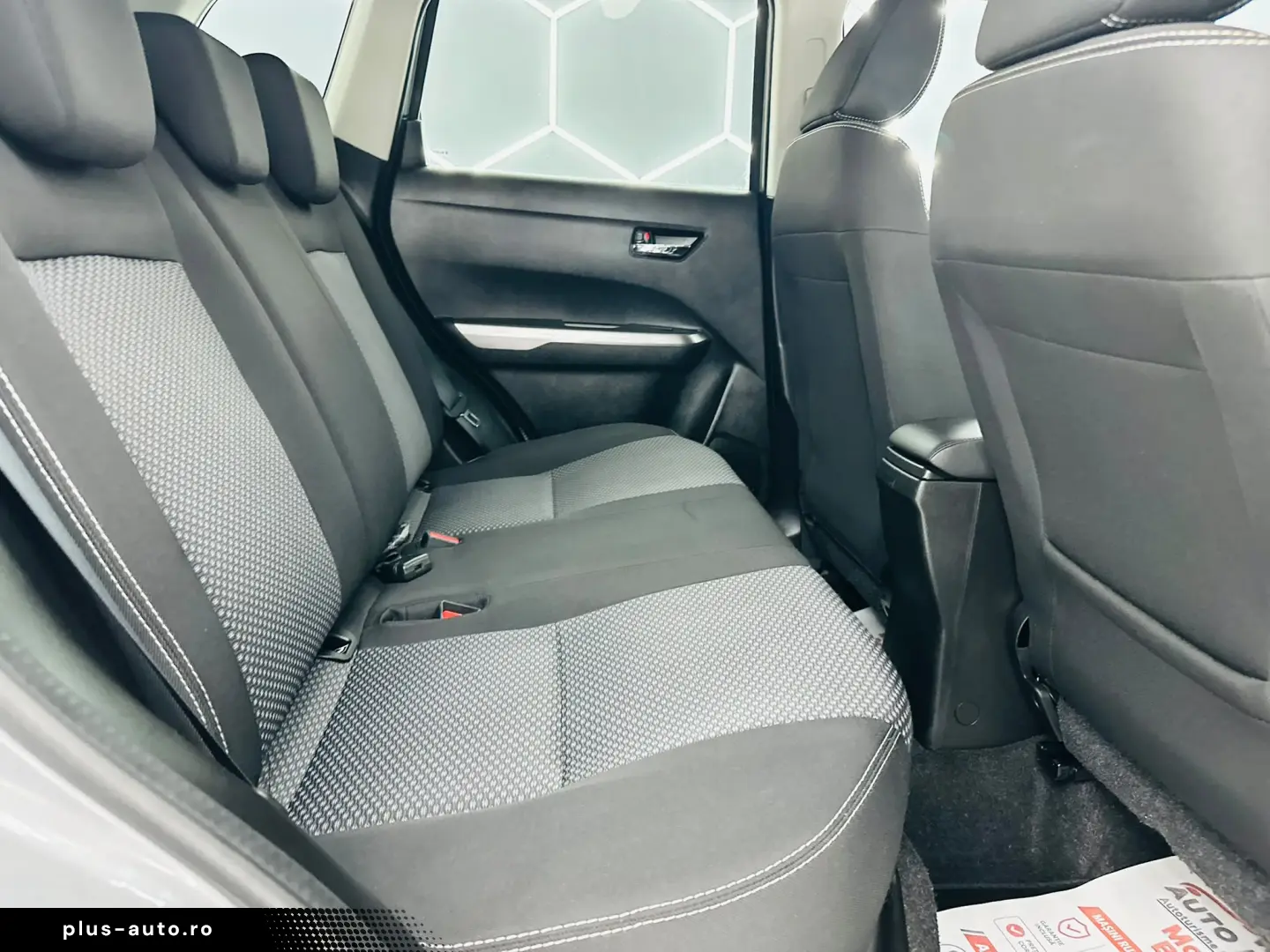 SUZUKI VITARA 2020 1.0i E6 4X4 Garantie 12 Luni Rate Avans 0