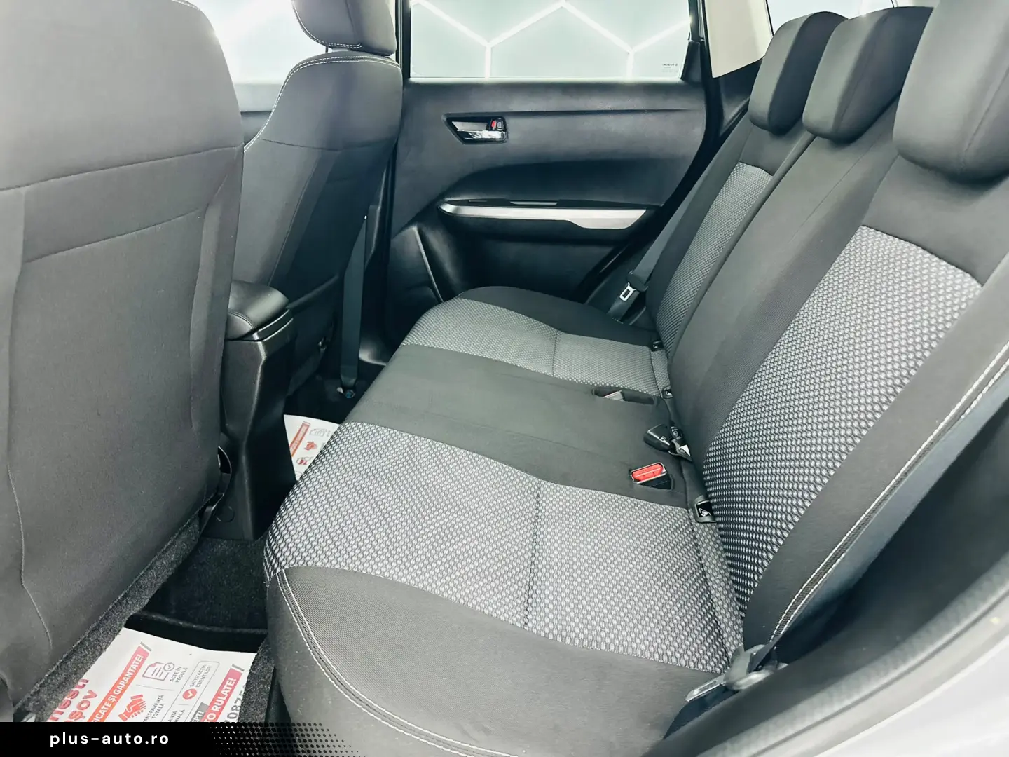 SUZUKI VITARA 2020 1.0i E6 4X4 Garantie 12 Luni Rate Avans 0