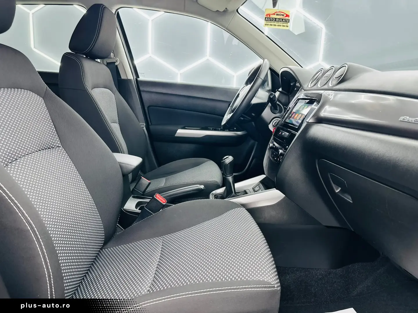 SUZUKI VITARA 2020 1.0i E6 4X4 Garantie 12 Luni Rate Avans 0