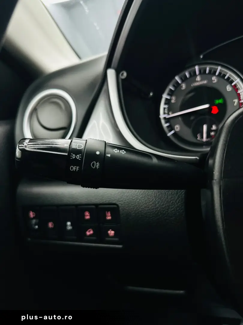 SUZUKI VITARA 2020 1.0i E6 4X4 Garantie 12 Luni Rate Avans 0