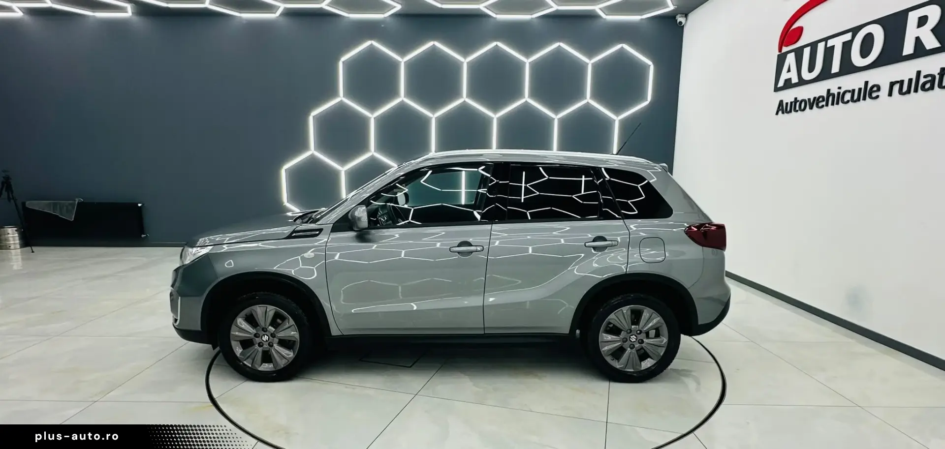 SUZUKI VITARA 2020 1.0i E6 4X4 Garantie 12 Luni Rate Avans 0