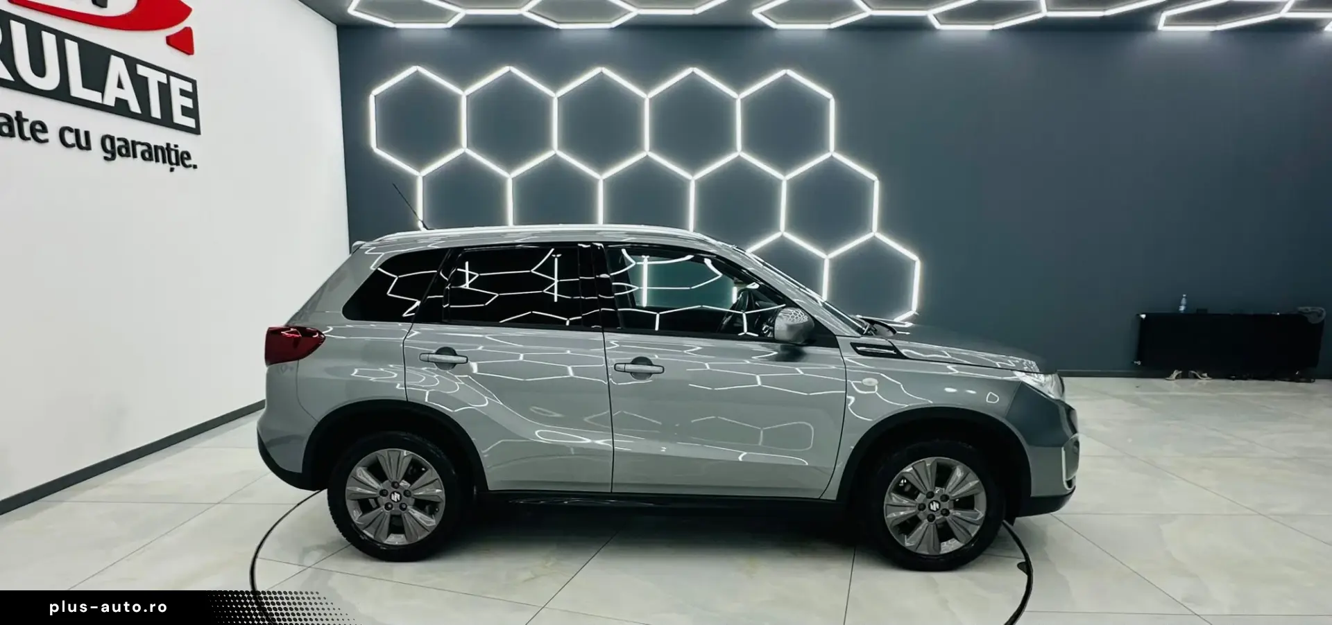 SUZUKI VITARA 2020 1.0i E6 4X4 Garantie 12 Luni Rate Avans 0