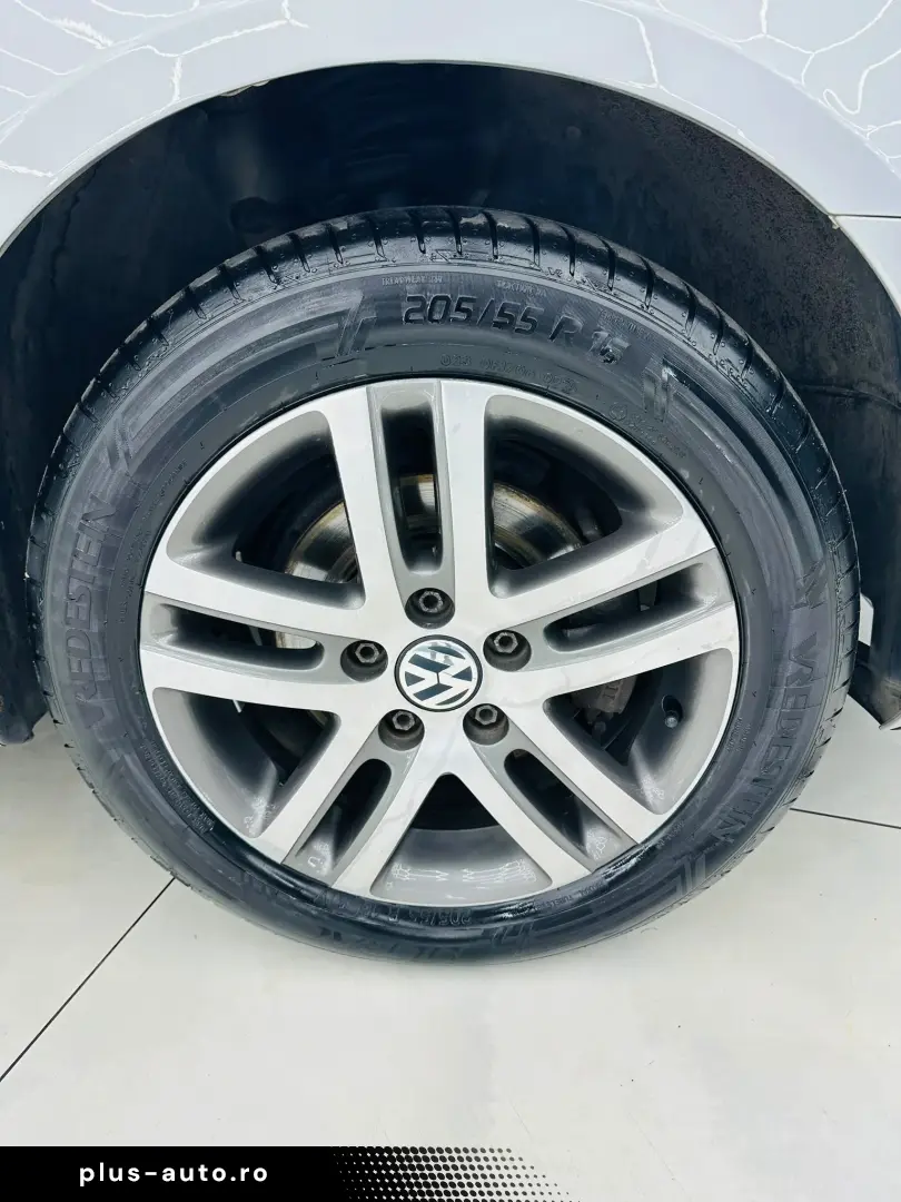 VOLKSWAGEN GOLF 2012 1.6D E5 Garantie 12 Luni Rate Avans 0 D