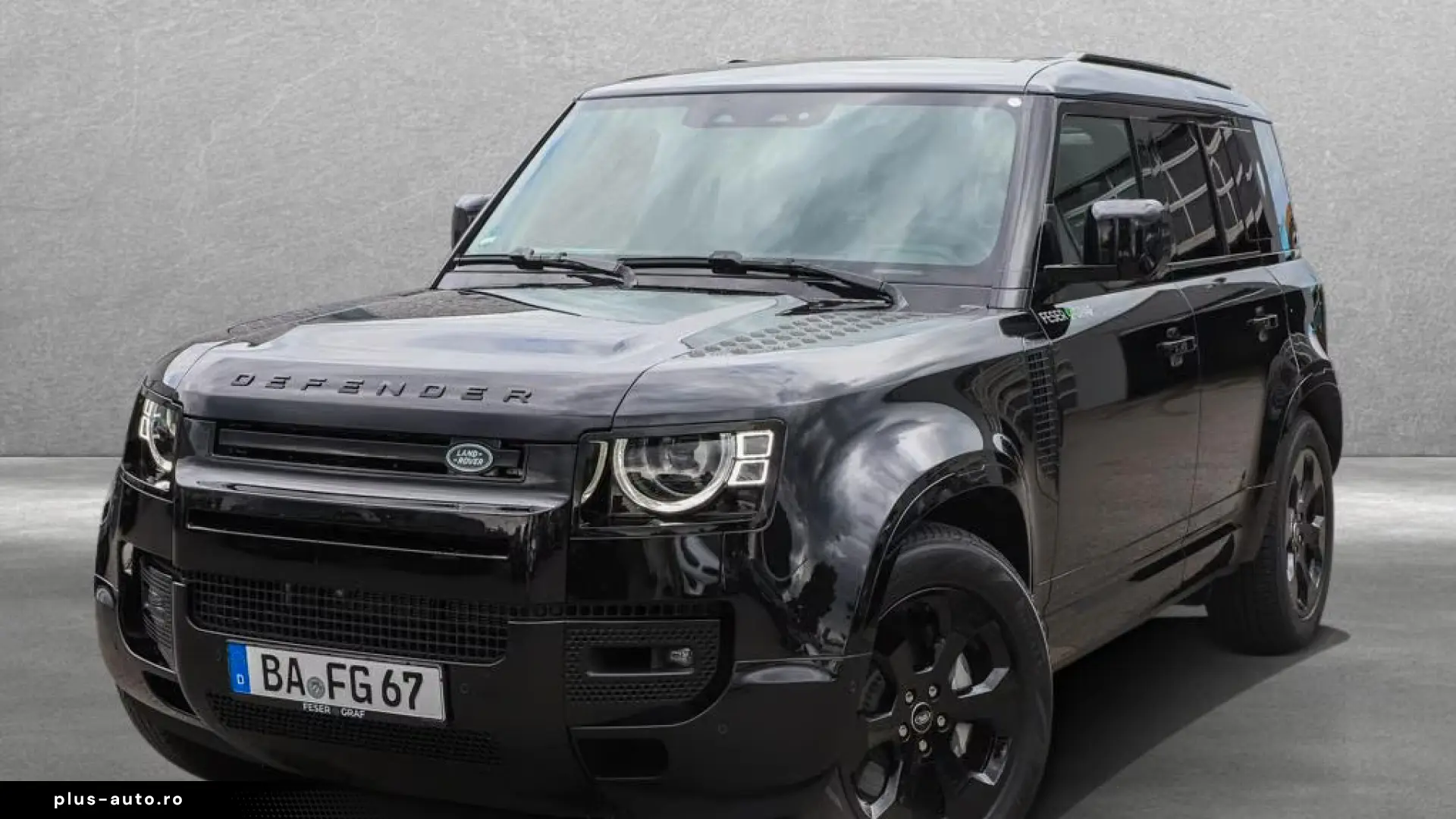 Land Rover Defender 110 X-Dynamic SE D300 Pano