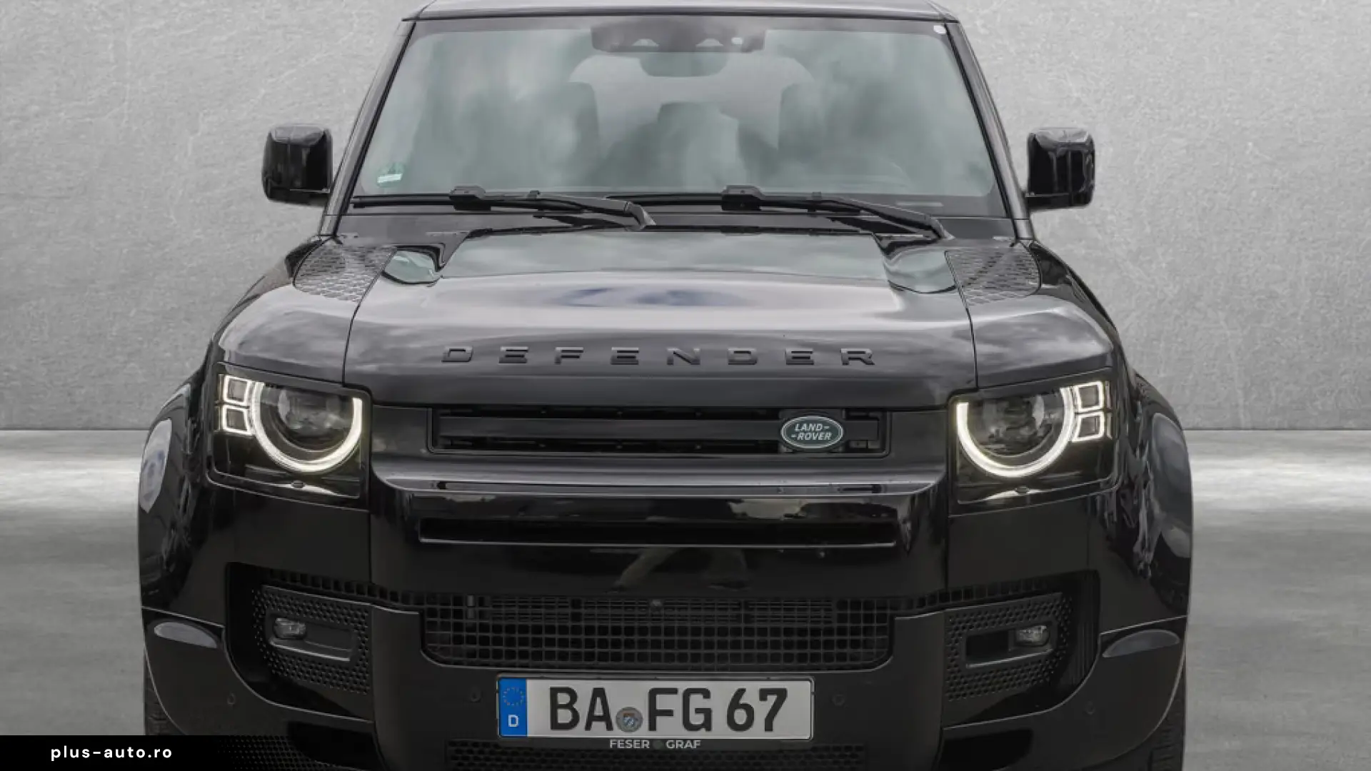 Land Rover Defender 110 X-Dynamic SE D300 Pano