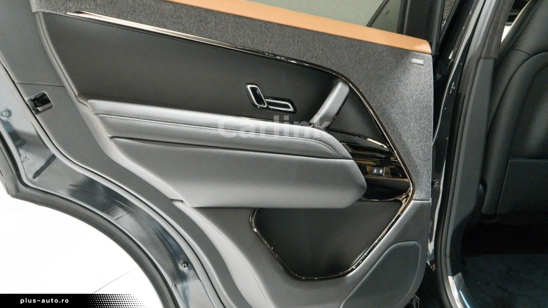 Land Rover Range Rover Sport P550e AUTOBIOGRAPHY -M2026-