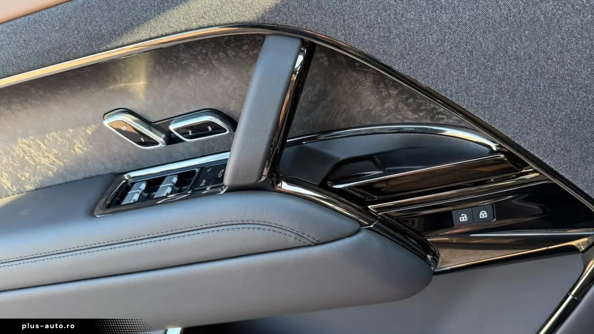 Land Rover Range Rover Sport Autobiography Carbon AHK 23