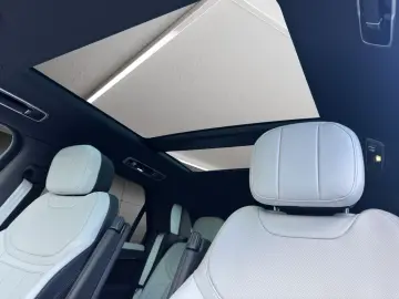 Land Rover Range Rover Sport Plug-in Hybrid P460e Battersea