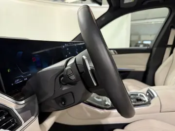 BMW X5 xDrive50e M Sportpaket AHK ACC 360  HUD HK