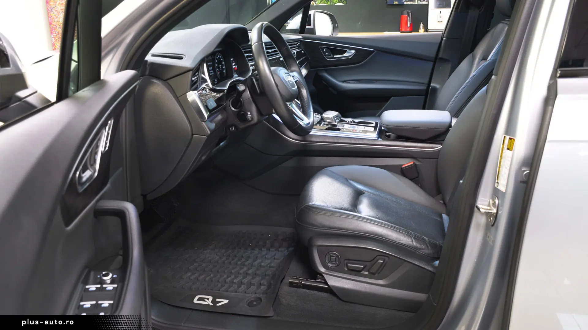 AUDI Q7 3.0i QUATTRO 340 CP S LINE PANO 4XCAMERA