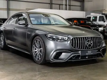 MERCEDES-BENZ S 63 AMG E Performance Long   ONLY 4.960km!!