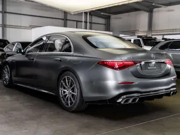 MERCEDES-BENZ S 63 AMG E Performance Long   ONLY 4.960km!!