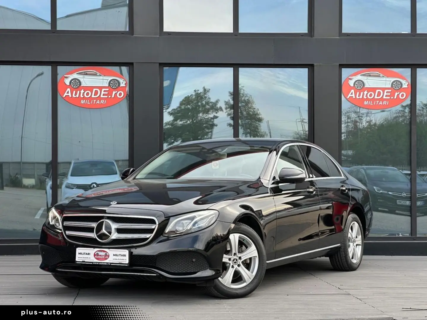 Mercedes-Benz E
