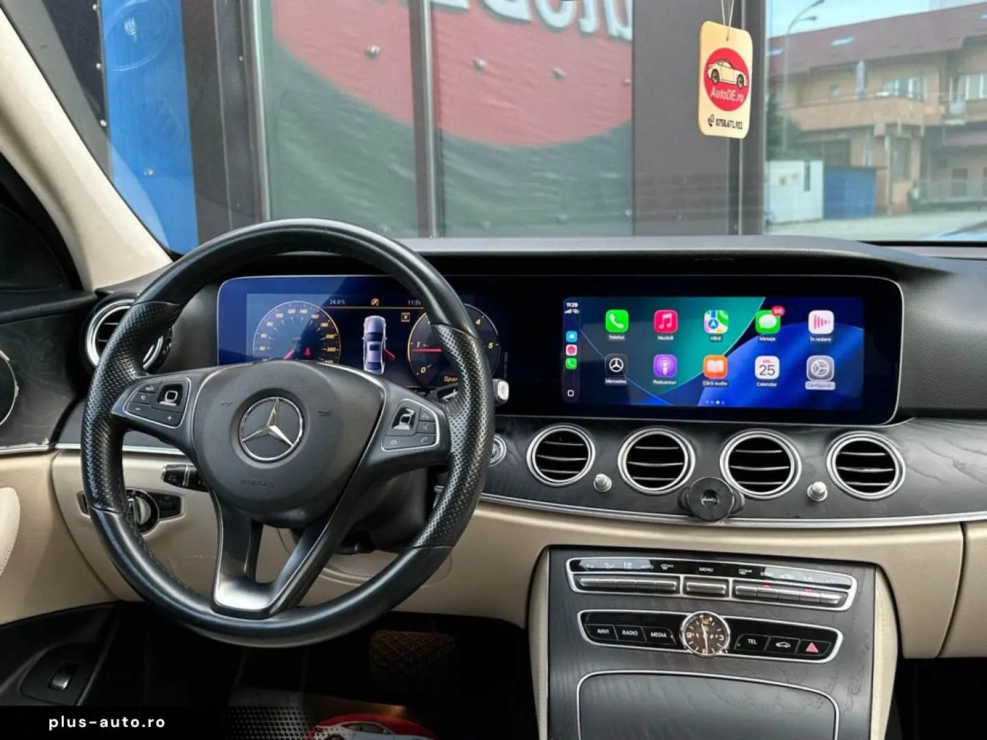 Mercedes-Benz E