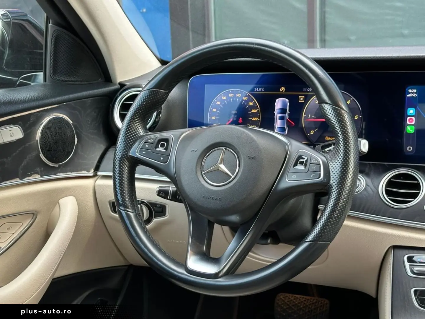 Mercedes-Benz E