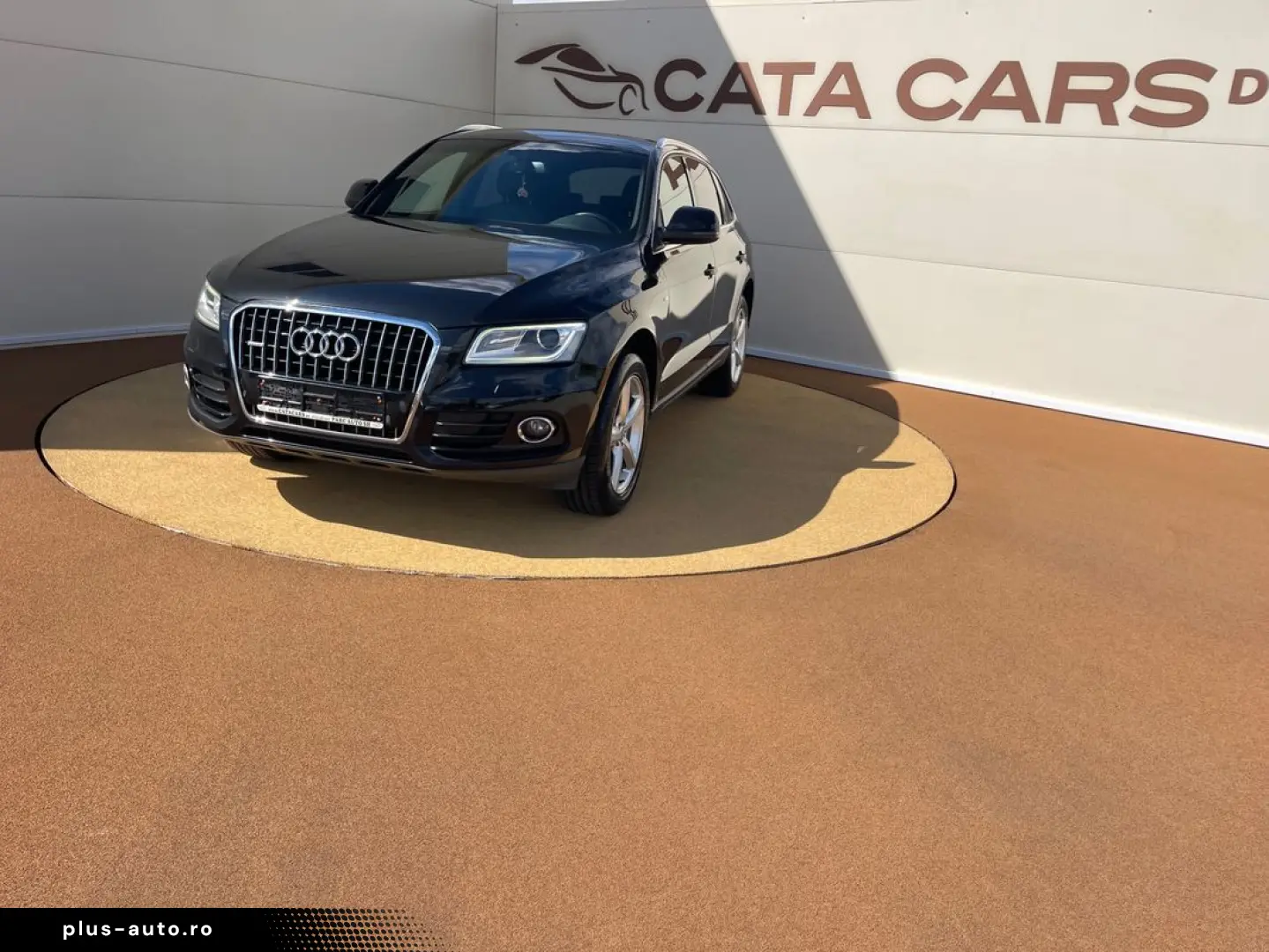 Audi Q5 2.0TDI  177CP  SLINE  BI-Xenon  Piele  Scaune încălz