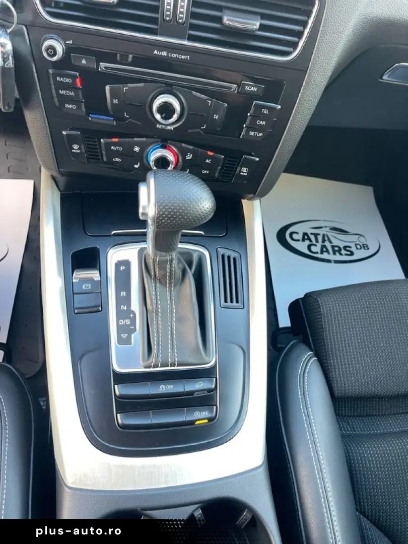 Audi Q5 2.0TDI  177CP  SLINE  BI-Xenon  Piele  Scaune încălz