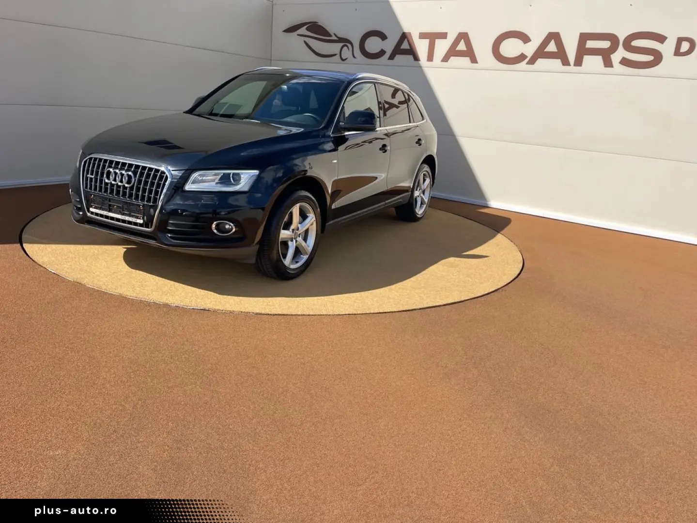 Audi Q5 2.0TDI  177CP  SLINE  BI-Xenon  Piele  Scaune încălz